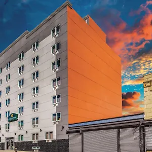 Hotel La Quinta By Wyndham Brooklyn, Nueva York